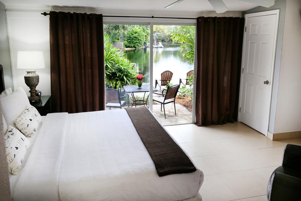 The Cabanas Guesthouse & Spa - Gay Resort Catering To Gay Men Oakland Park Rom bilde