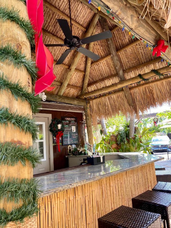 The Cabanas Guesthouse & Spa - Gay Resort Catering To Gay Men Oakland Park Eksteriør bilde